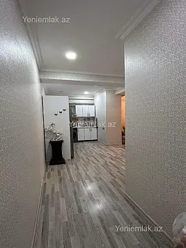 Satılır 3 otaqlı yeni tikili 75 m²