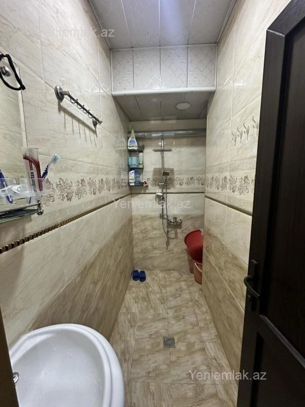 Satılır 1 otaqlı köhnə tikili 40 m²