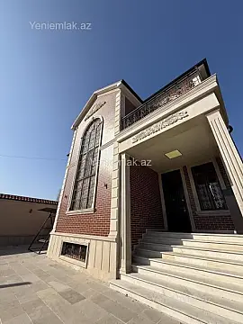 Satılır 8 otaqlı həyət evi 405 m²