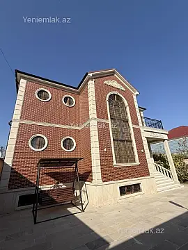 Satılır 8 otaqlı həyət evi 405 m²