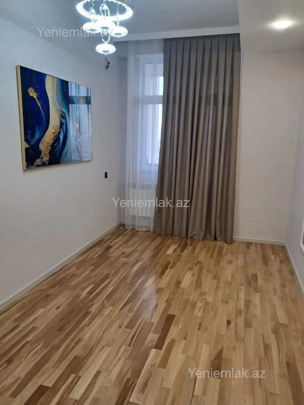 Satılır 2 otaqlı yeni tikili 82 m²