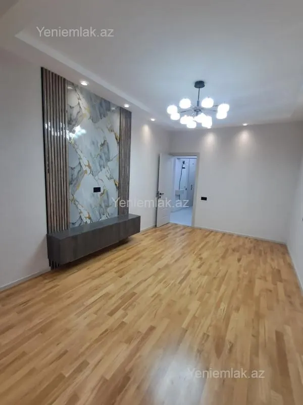 Satılır 2 otaqlı yeni tikili 82 m²