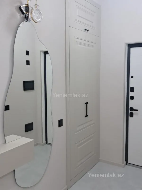 Satılır 2 otaqlı yeni tikili 82 m²