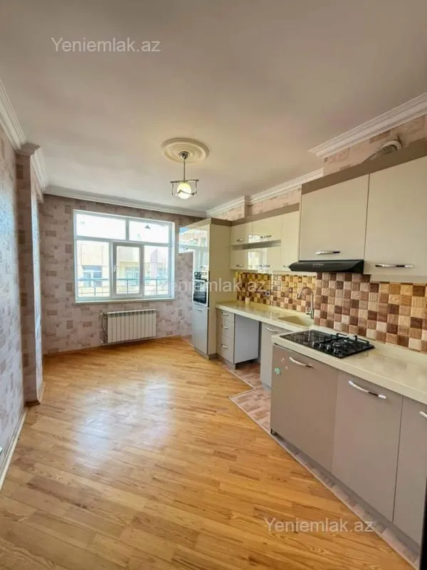 Satılır 3 otaqlı yeni tikili 105 m²