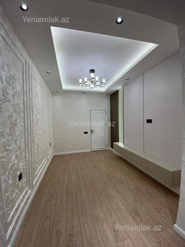 Satılır 2 otaqlı köhnə tikili 43 m²