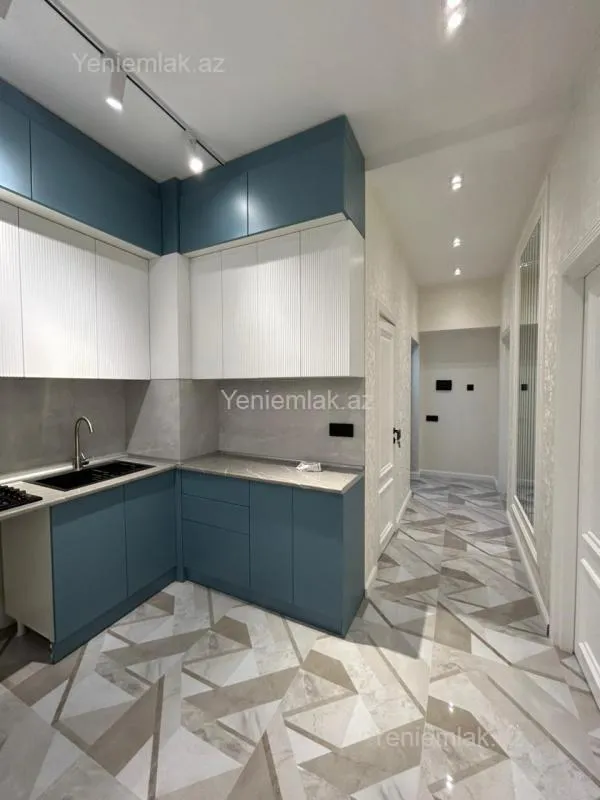 Satılır 2 otaqlı köhnə tikili 43 m²