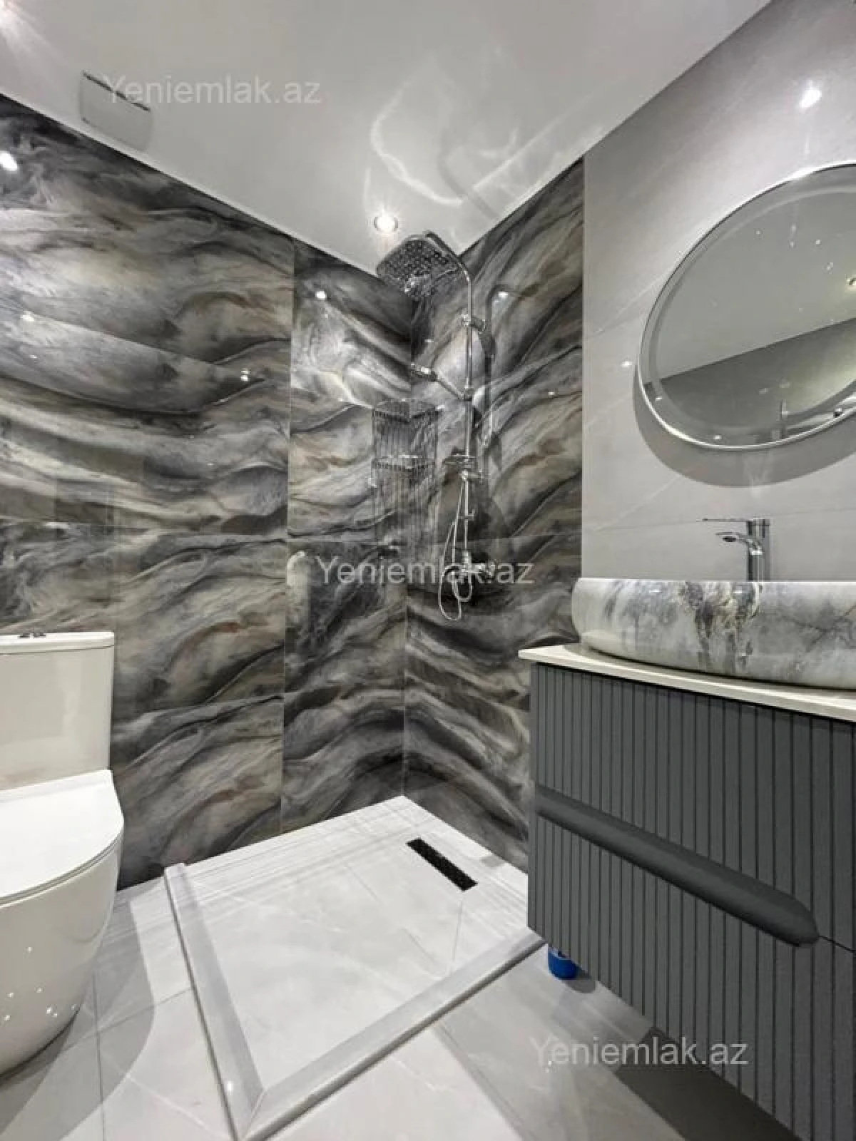 Satılır 2 otaqlı köhnə tikili 43 m²