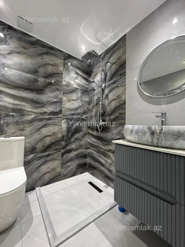 Satılır 2 otaqlı köhnə tikili 43 m²