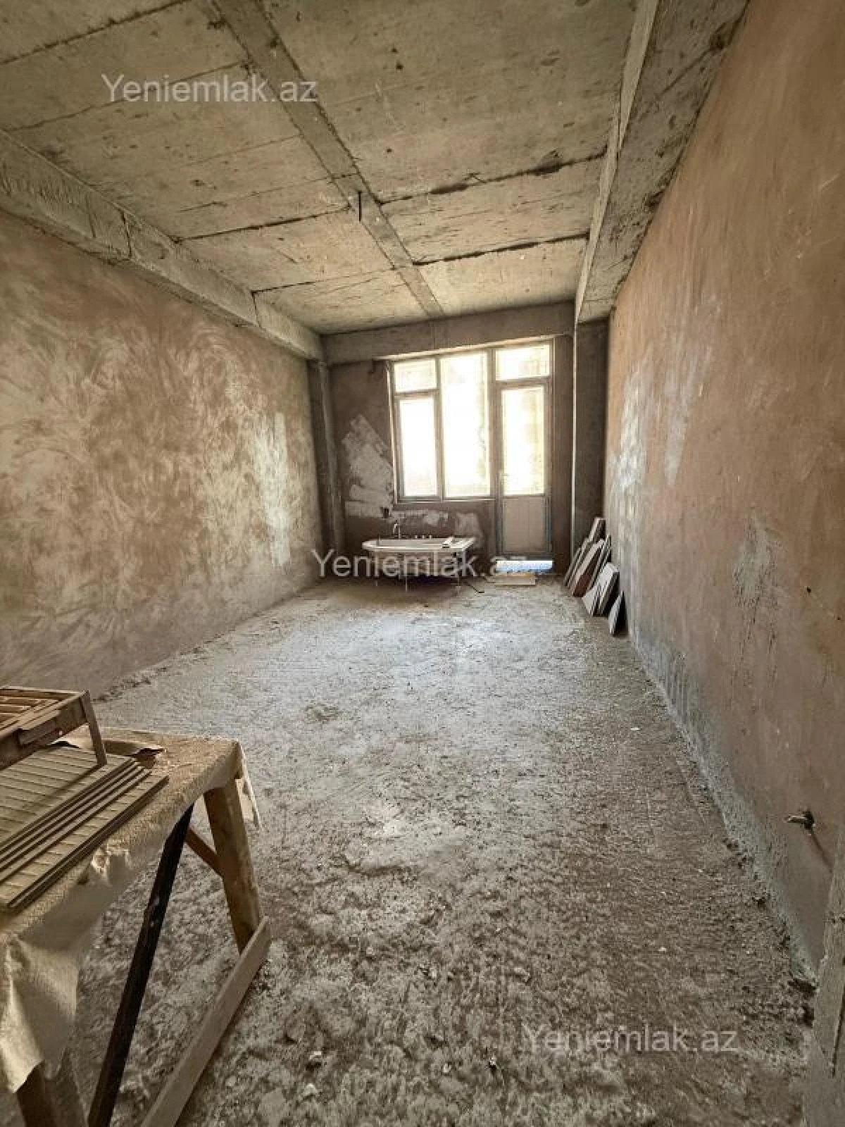 Satılır 4 otaqlı yeni tikili 180 m²