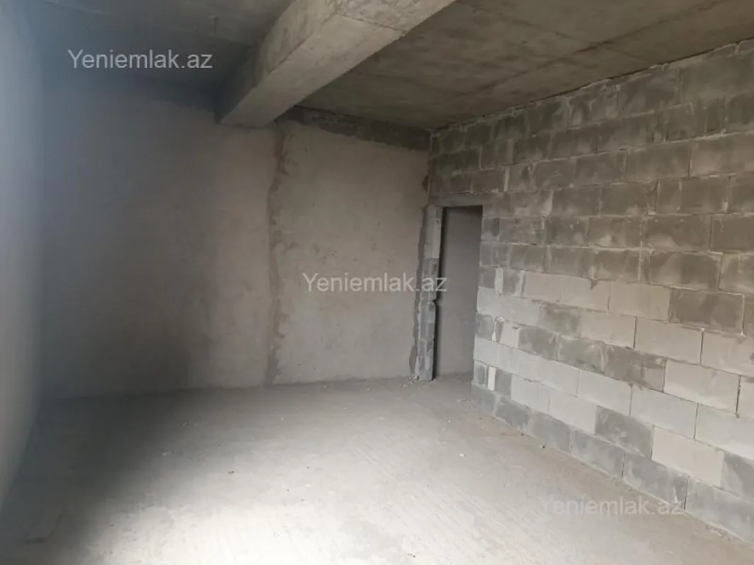 Satılır 3 otaqlı yeni tikili 140 m²