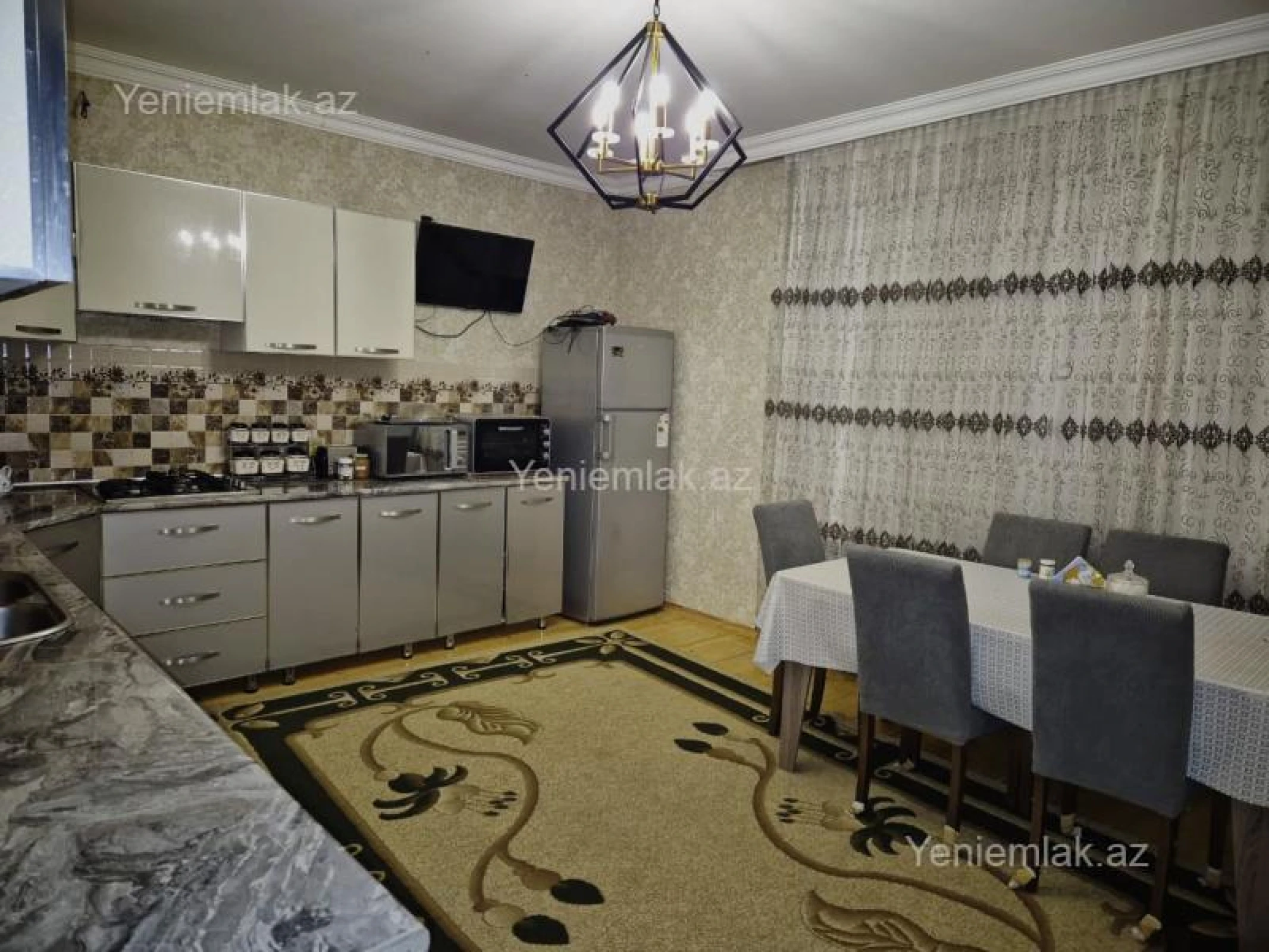 Satılır 5 otaqlı həyət evi 143 m²