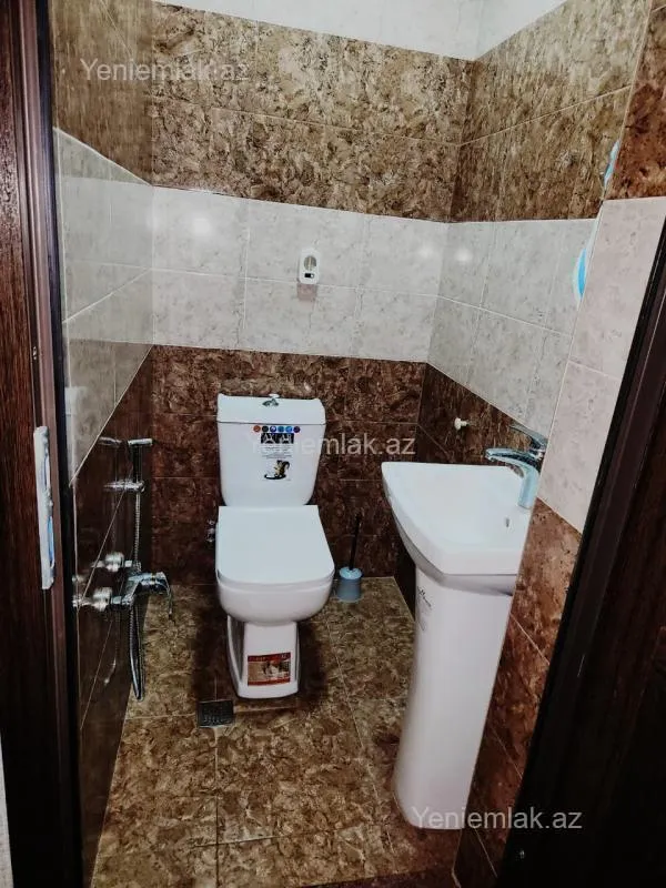Satılır 5 otaqlı həyət evi 143 m²