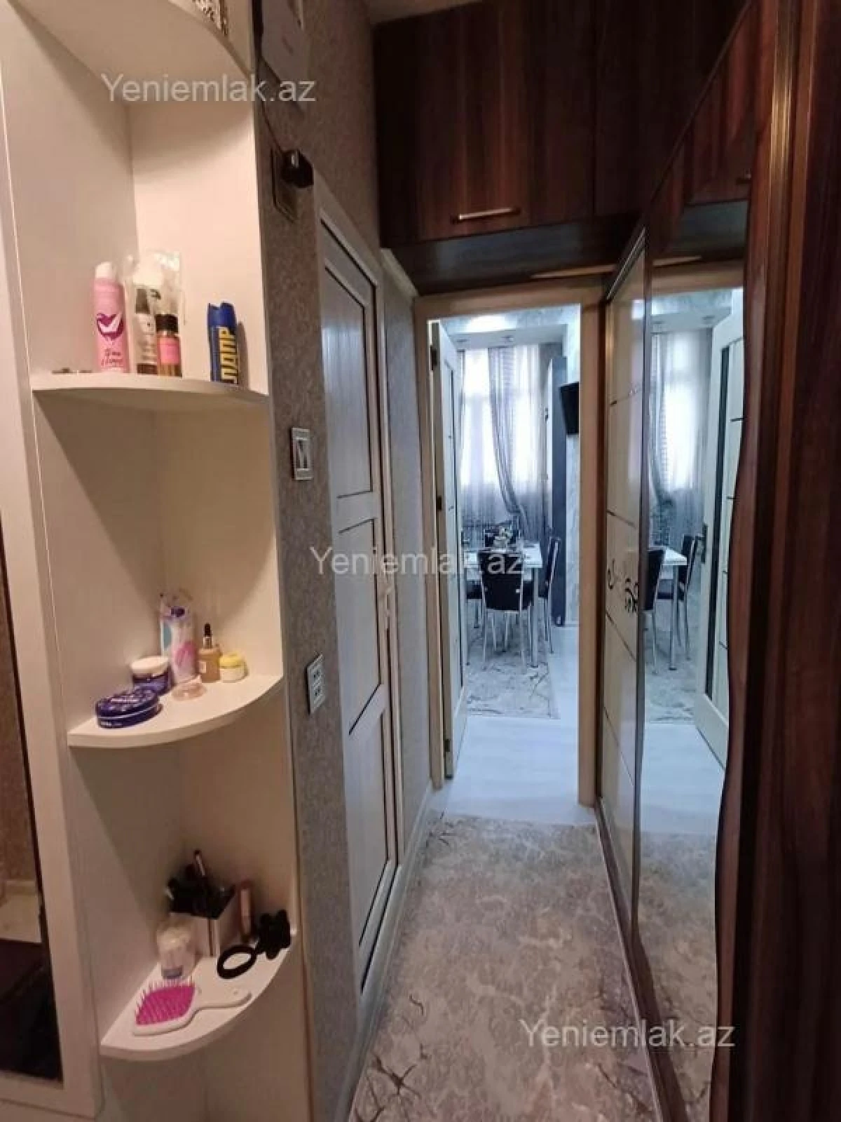 Satılır 1 otaqlı köhnə tikili 35 m²