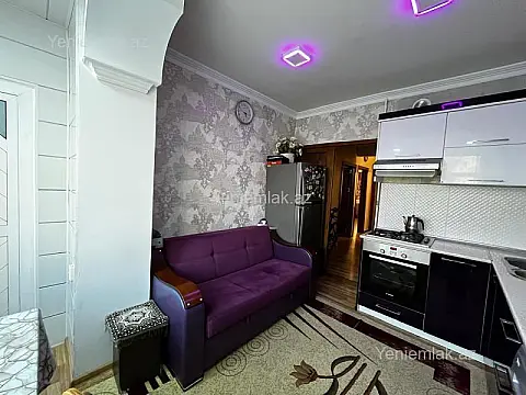 Satılır 3 otaqlı köhnə tikili 72 m²
