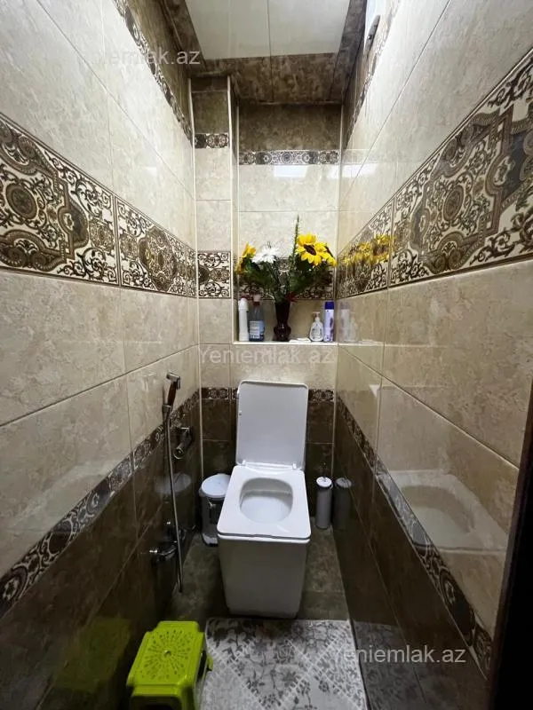 Satılır 3 otaqlı köhnə tikili 72 m²