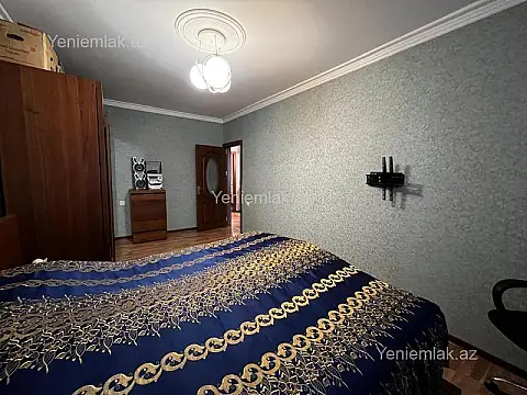 Satılır 3 otaqlı köhnə tikili 72 m²