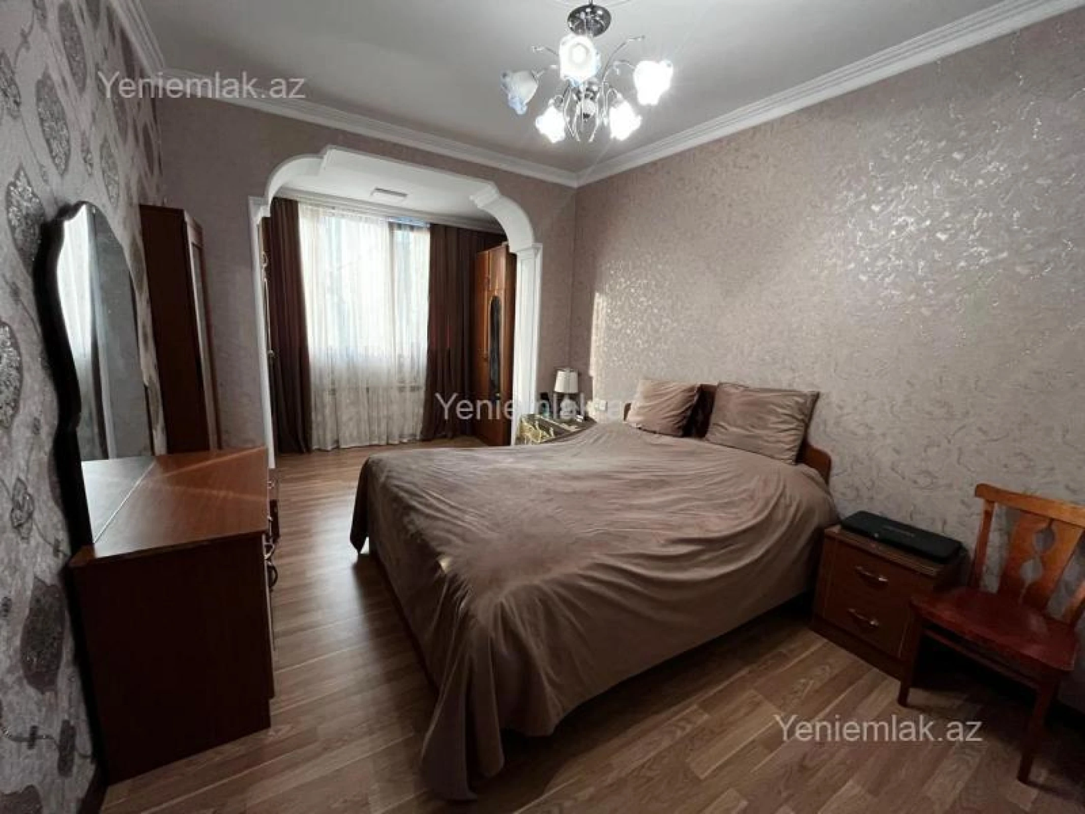Satılır 3 otaqlı köhnə tikili 72 m²