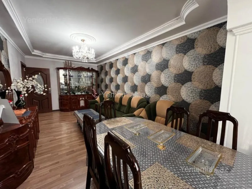 Satılır 3 otaqlı köhnə tikili 72 m²