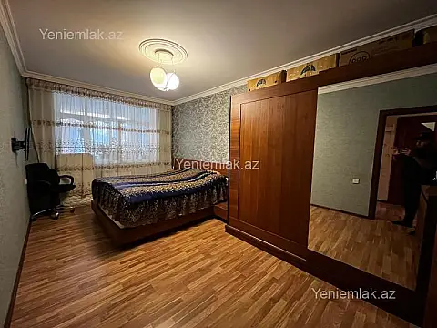 Satılır 3 otaqlı köhnə tikili 72 m²