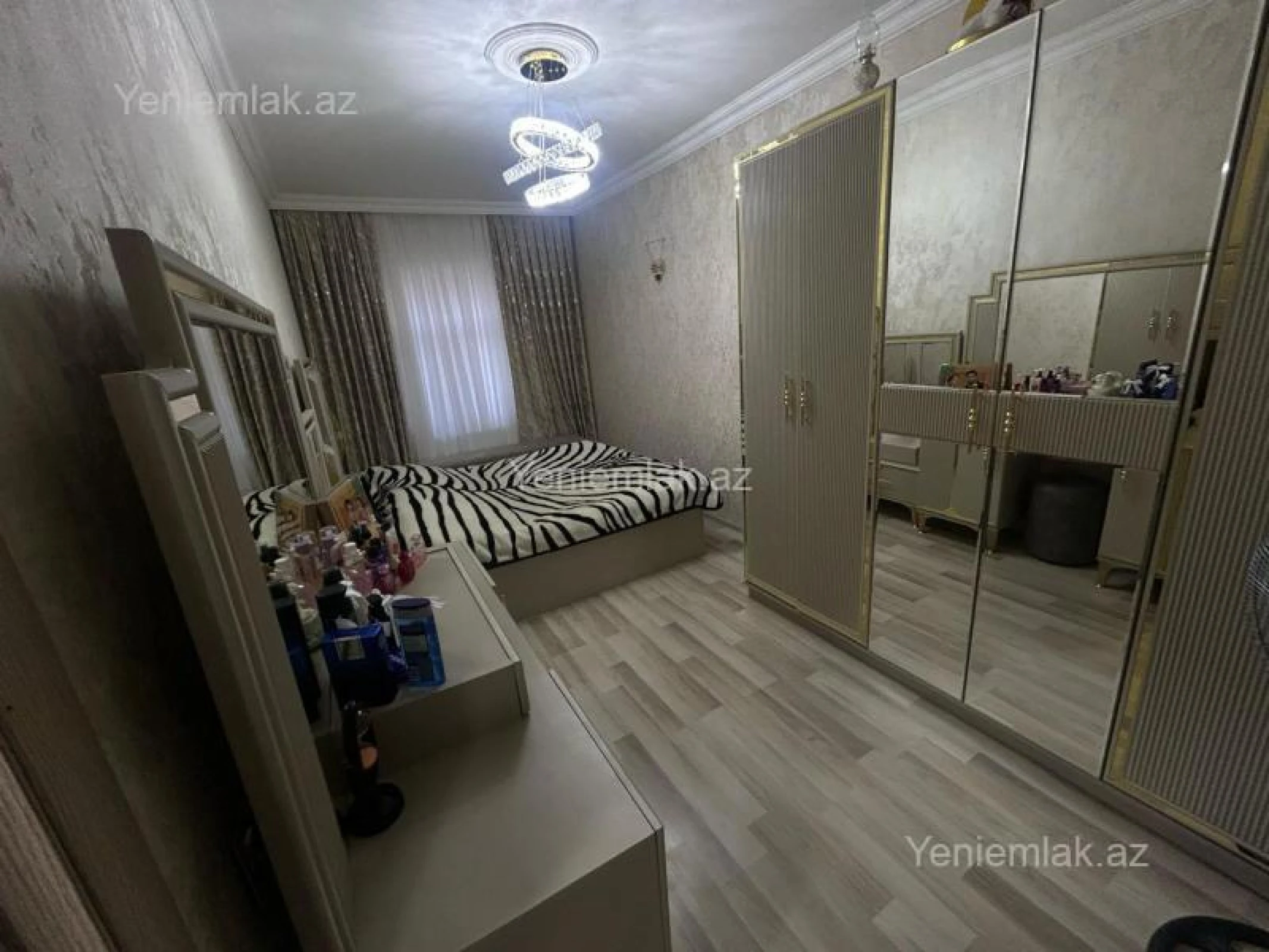Satılır 3 otaqlı köhnə tikili 69.6 m²