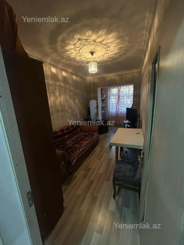 Satılır 3 otaqlı köhnə tikili 69.6 m²