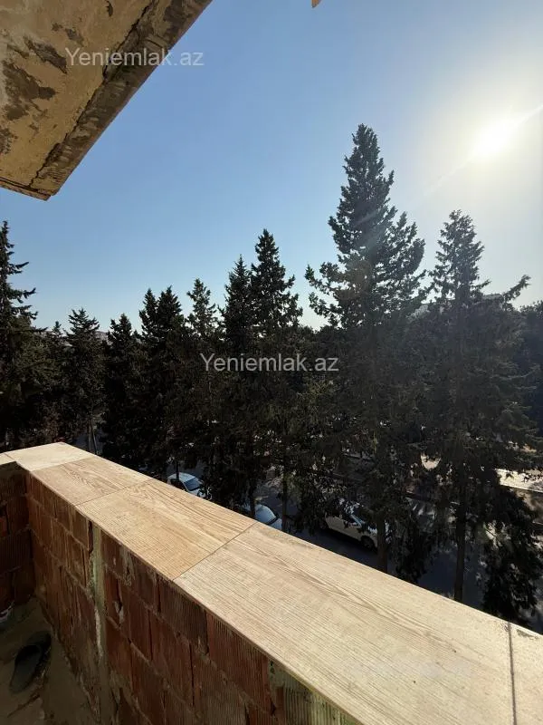 Satılır 1 otaqlı köhnə tikili 40 m²