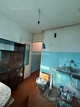 Satılır 1 otaqlı köhnə tikili 40 m²