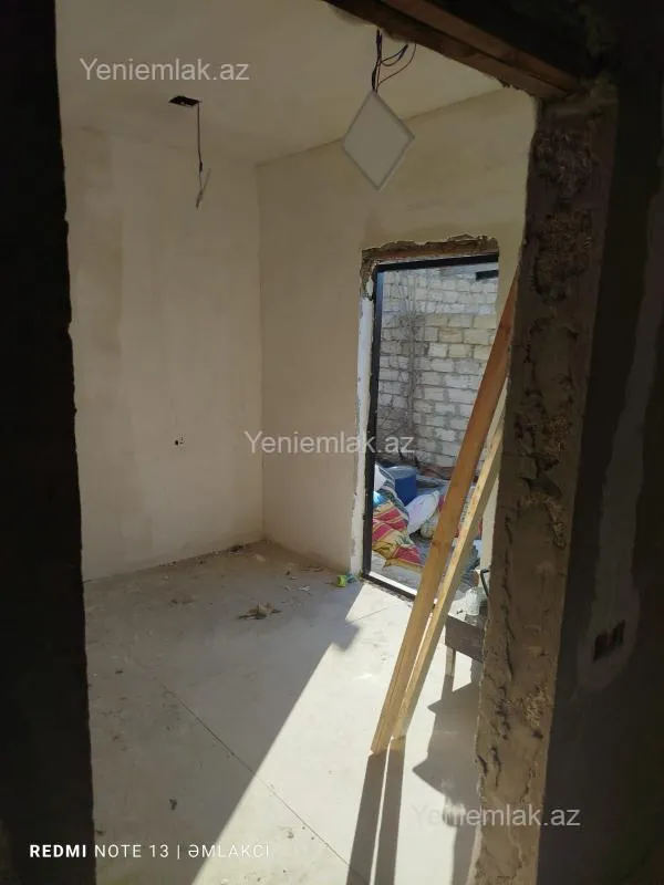 Satılır 2 otaqlı həyət evi 40 m²