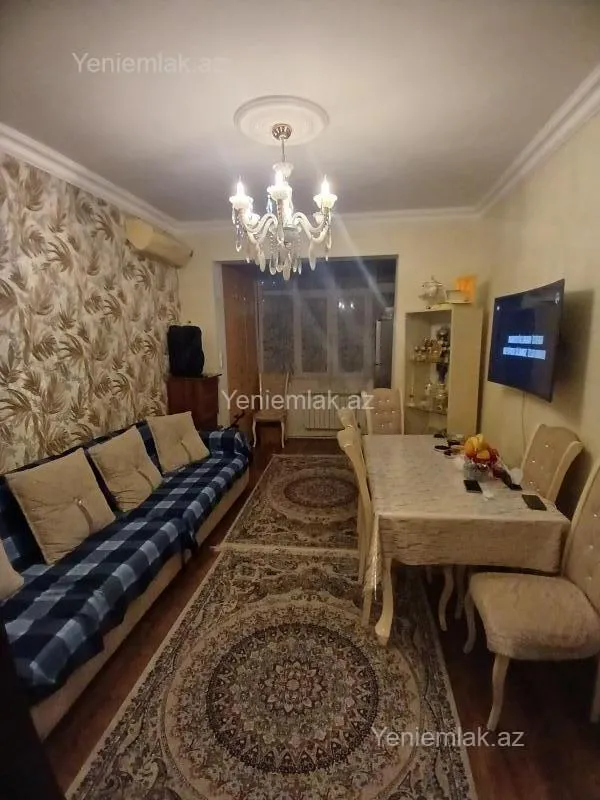 Satılır 2 otaqlı köhnə tikili 50 m²
