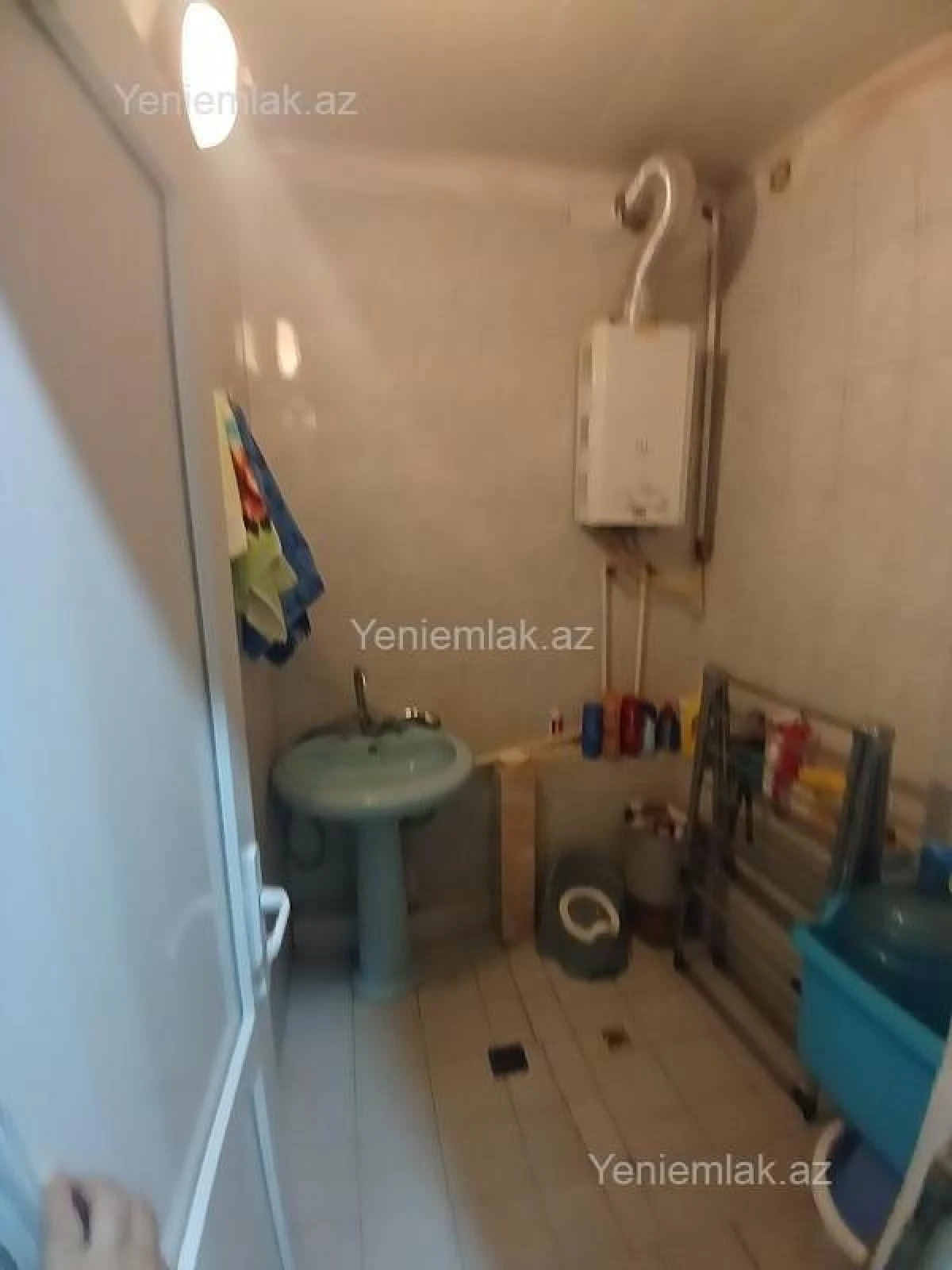 Satılır 2 otaqlı köhnə tikili 50 m²