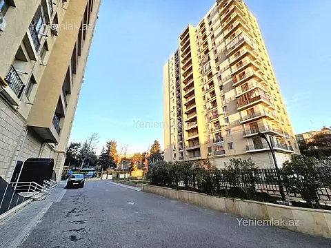 Satılır 3 otaqlı yeni tikili 105 m²
