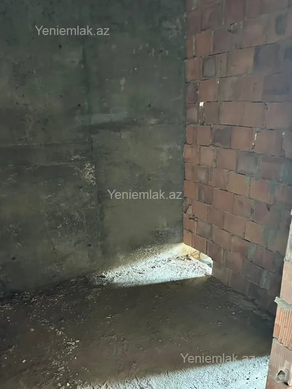 Satılır 3 otaqlı yeni tikili 105 m²