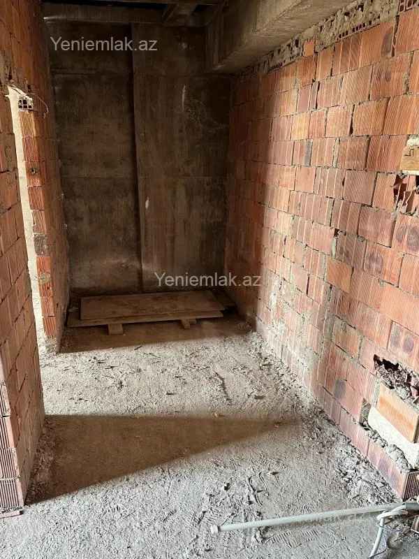 Satılır 3 otaqlı yeni tikili 105 m²