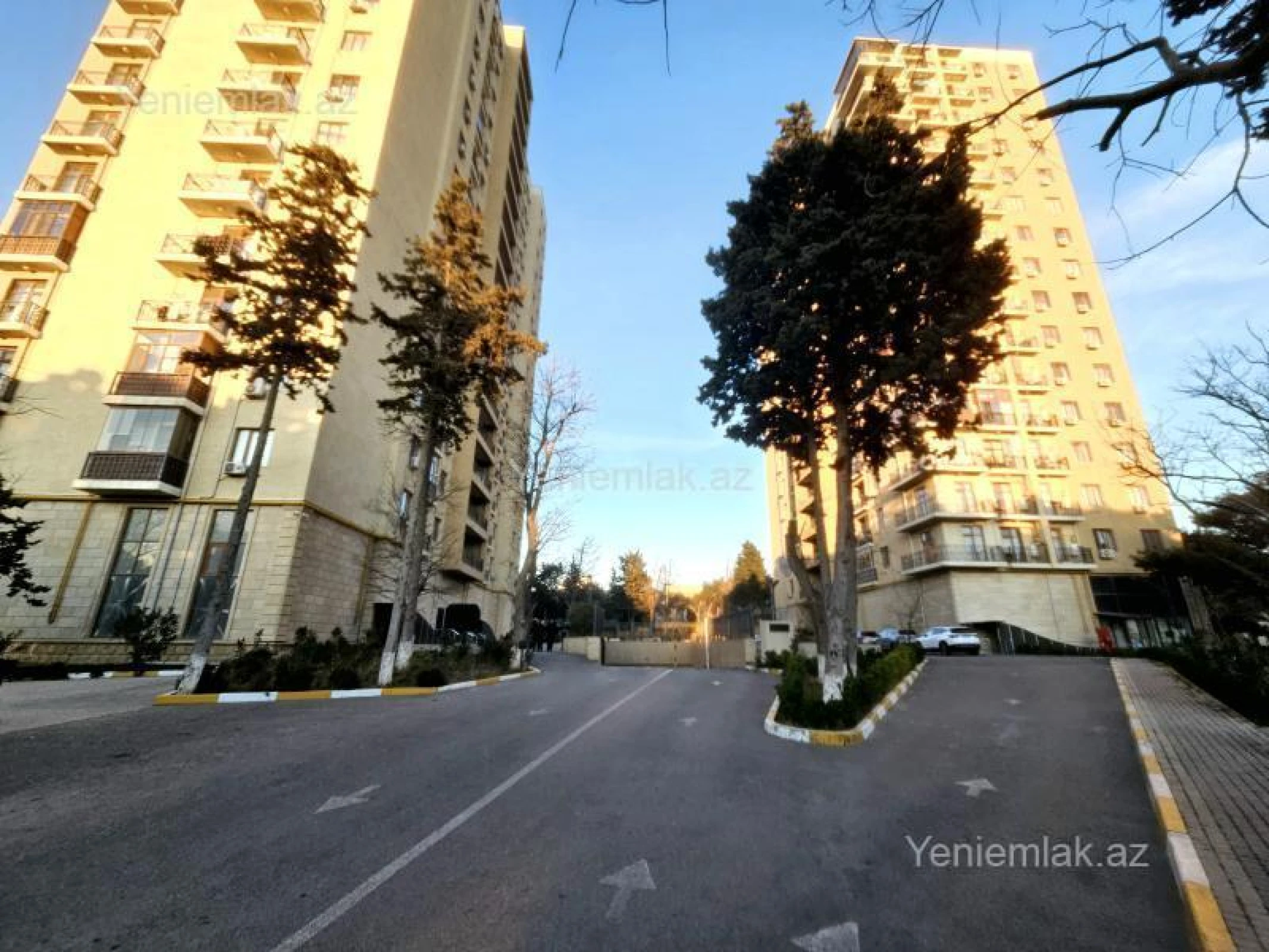Satılır 3 otaqlı yeni tikili 105 m²