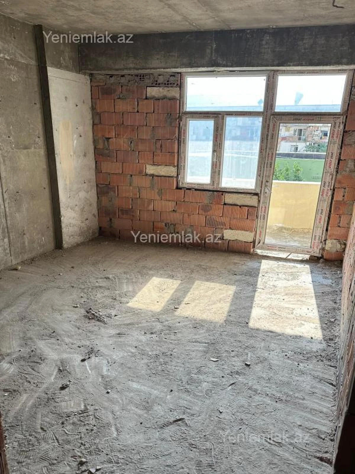 Satılır 3 otaqlı yeni tikili 105 m²