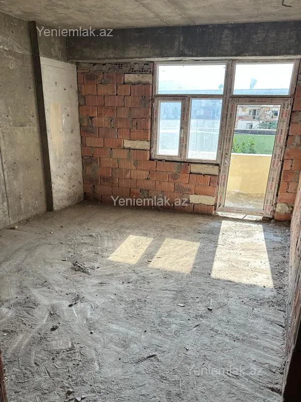 Satılır 3 otaqlı yeni tikili 105 m²