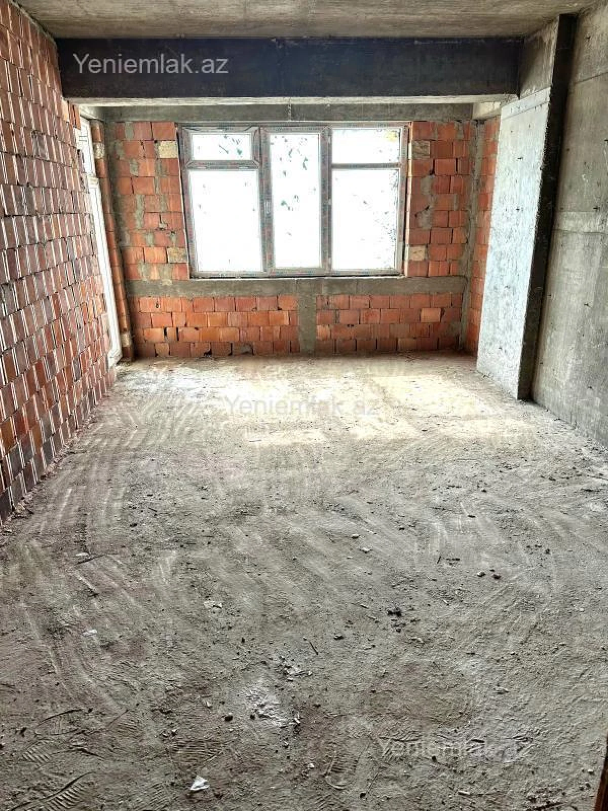 Satılır 3 otaqlı yeni tikili 105 m²