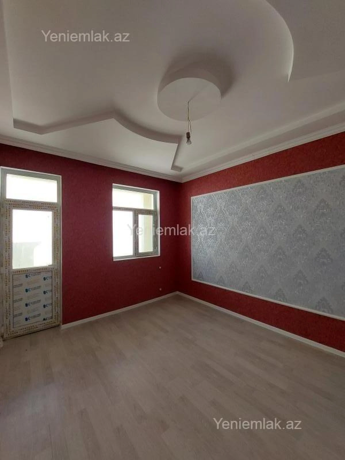 Satılır 4 otaqlı həyət evi 140 m²