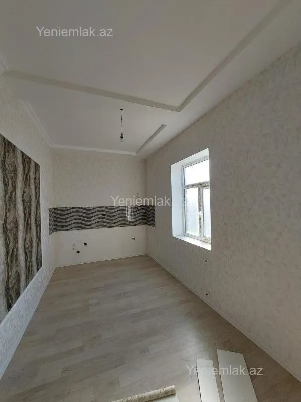 Satılır 4 otaqlı həyət evi 140 m²