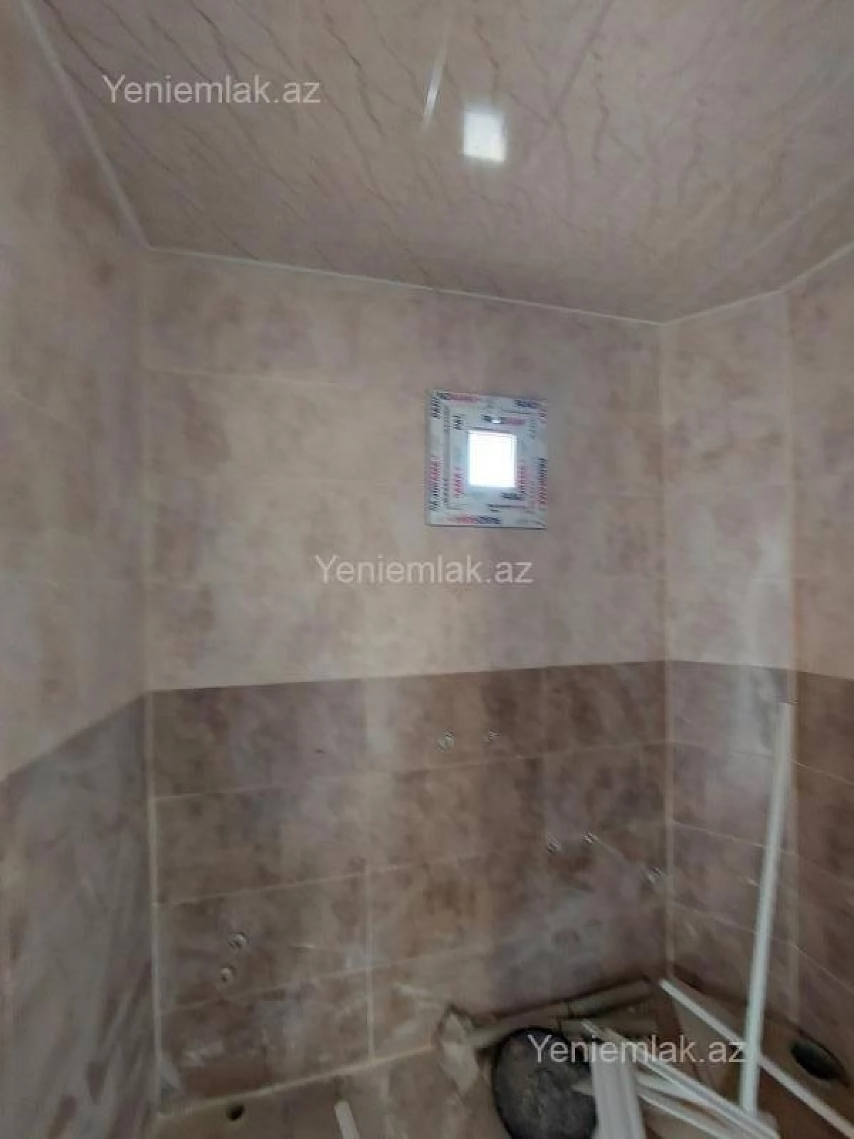 Satılır 4 otaqlı həyət evi 140 m²