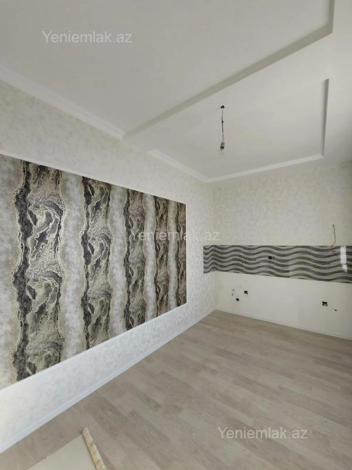 Satılır 4 otaqlı həyət evi 140 m²