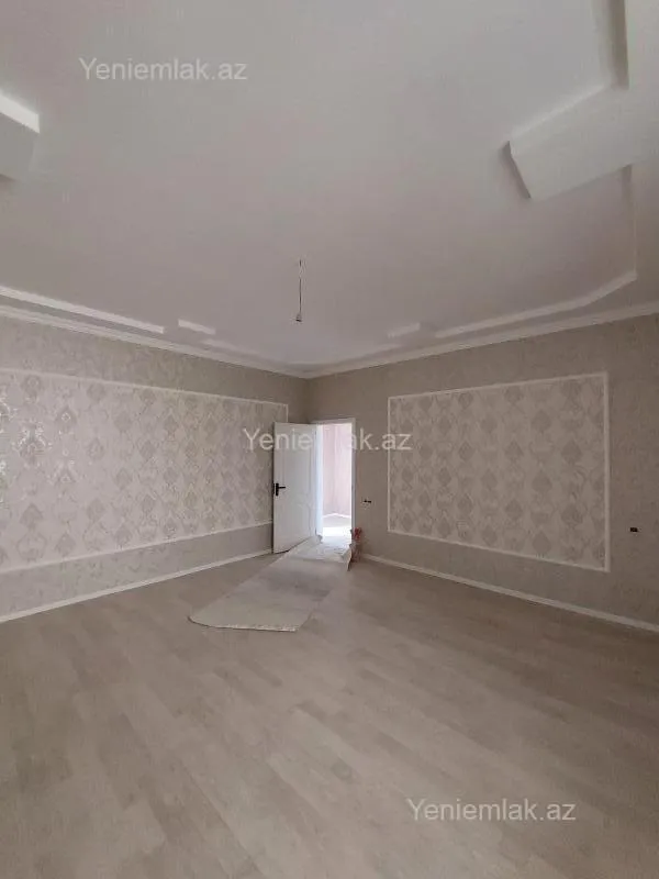 Satılır 4 otaqlı həyət evi 140 m²