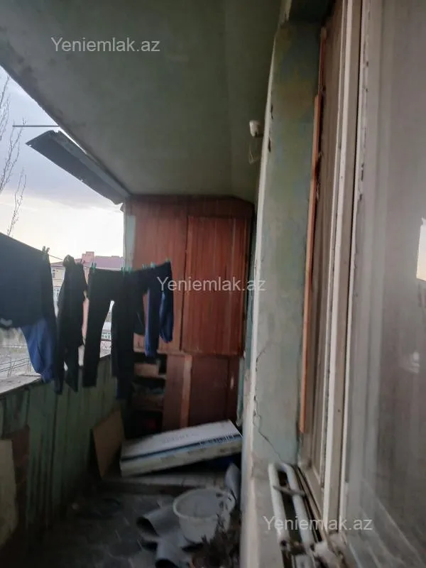 Satılır 3 otaqlı köhnə tikili 75 m²