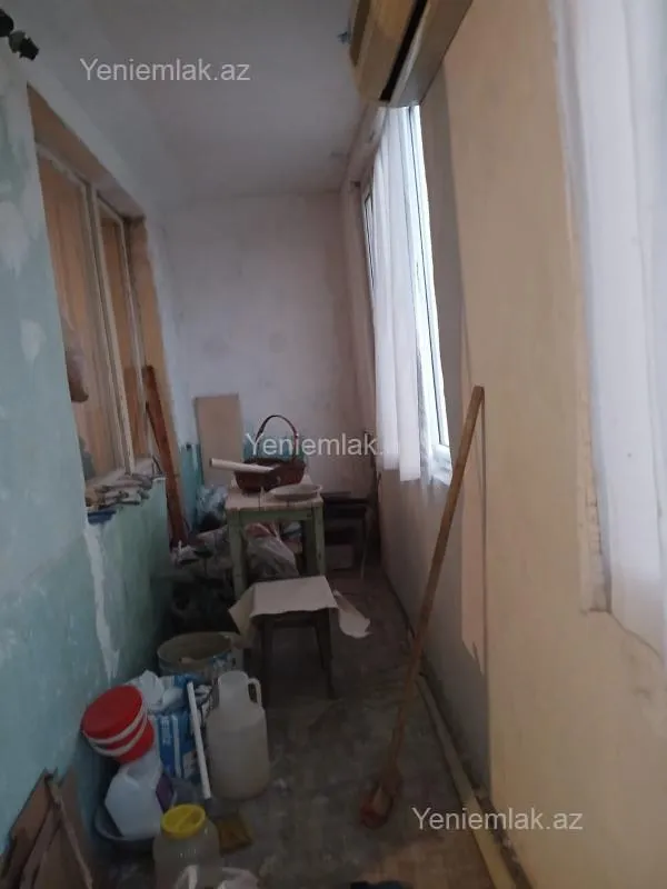 Satılır 3 otaqlı köhnə tikili 75 m²
