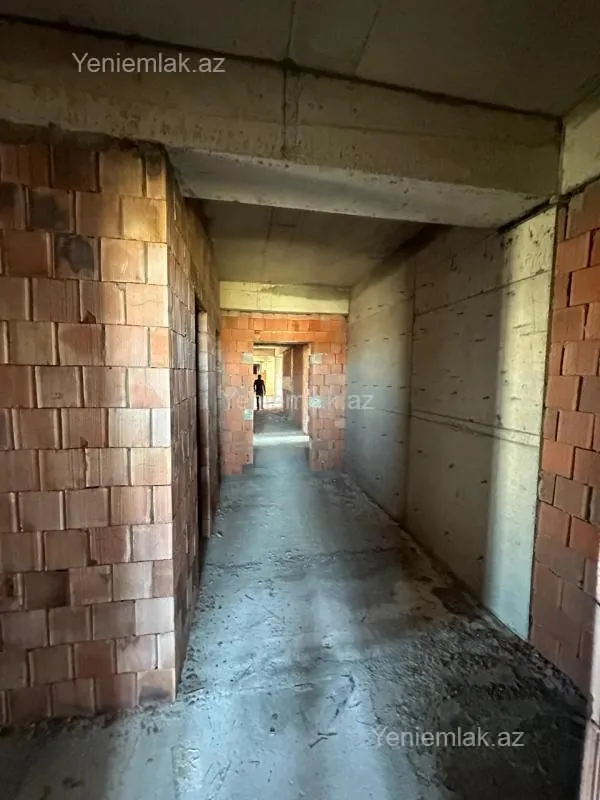 Satılır 2 otaqlı yeni tikili 80 m²