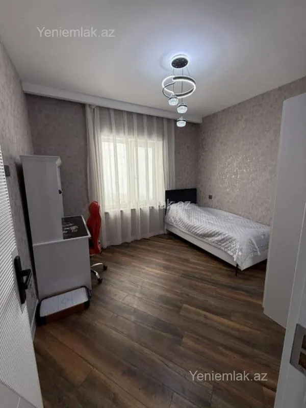 Satılır 4 otaqlı həyət evi 140 m²