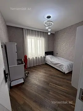 Satılır 4 otaqlı həyət evi 140 m²