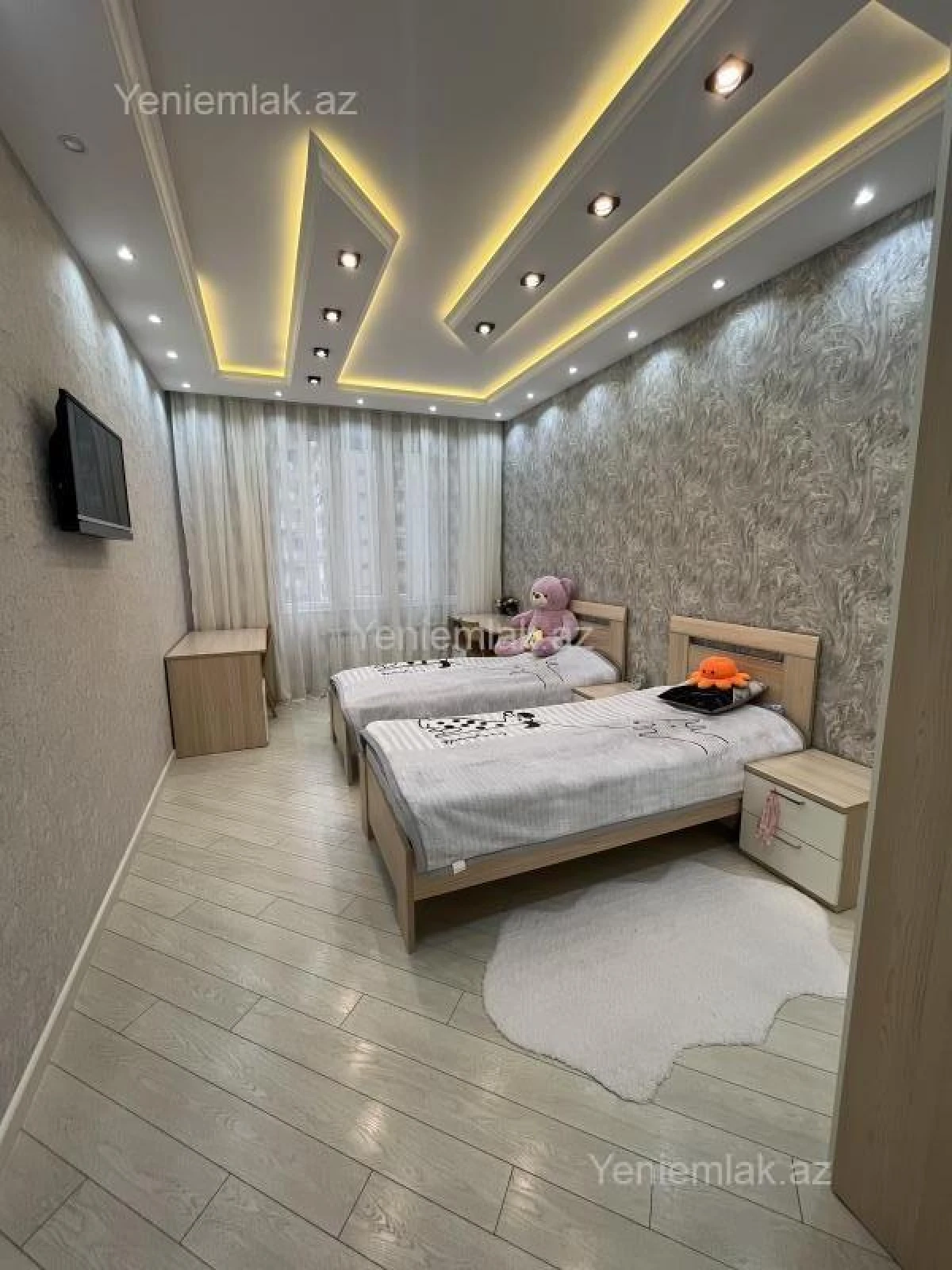 Satılır 3 otaqlı yeni tikili 100 m²