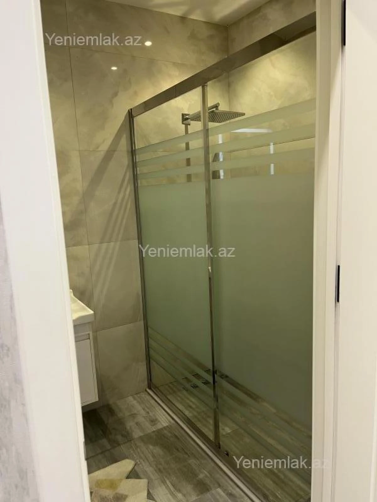 Satılır 3 otaqlı yeni tikili 100 m²