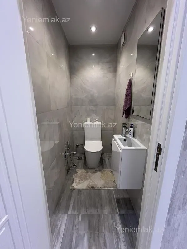 Satılır 3 otaqlı yeni tikili 100 m²